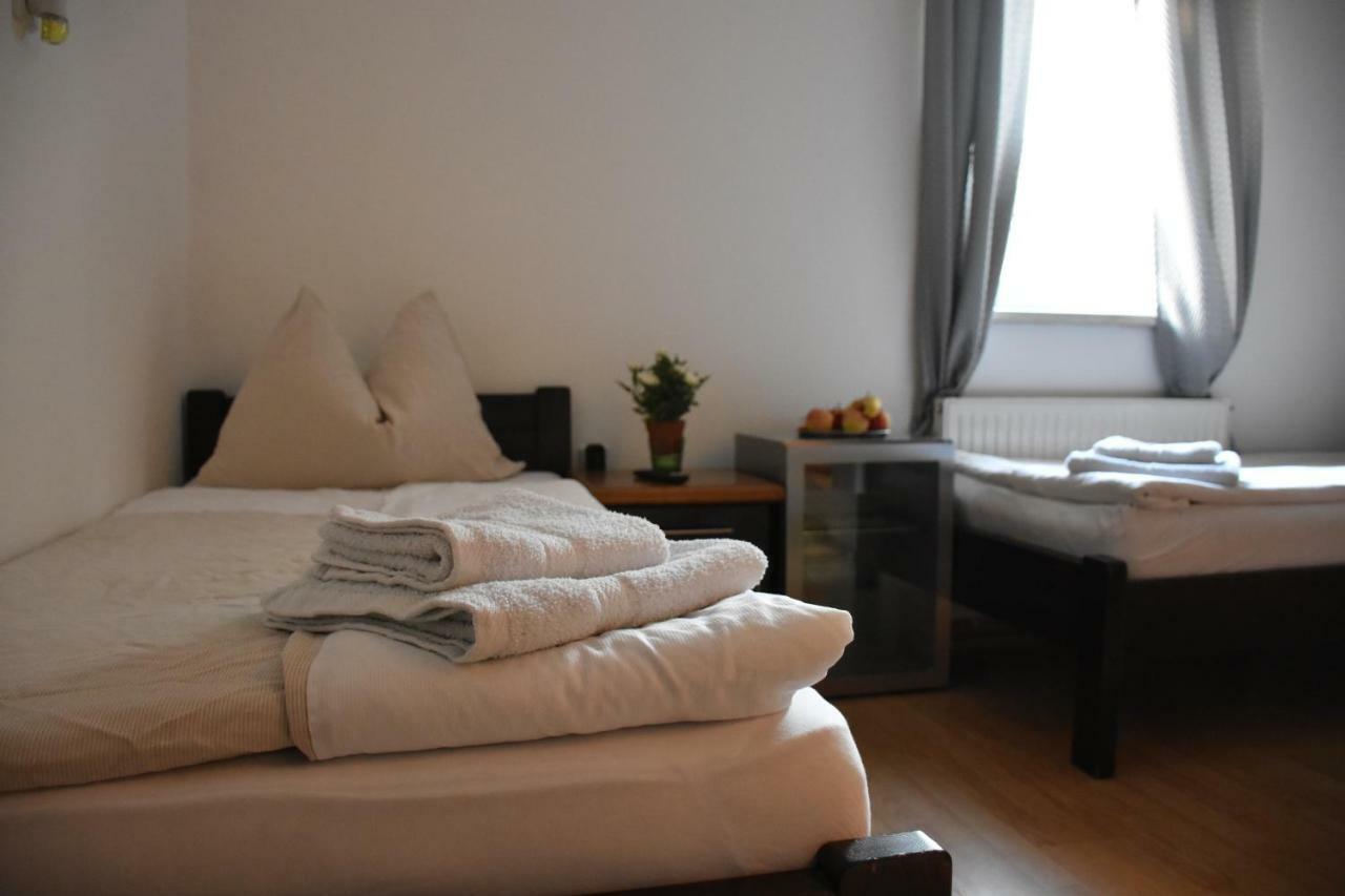 451 Rooms Graz Exterior photo