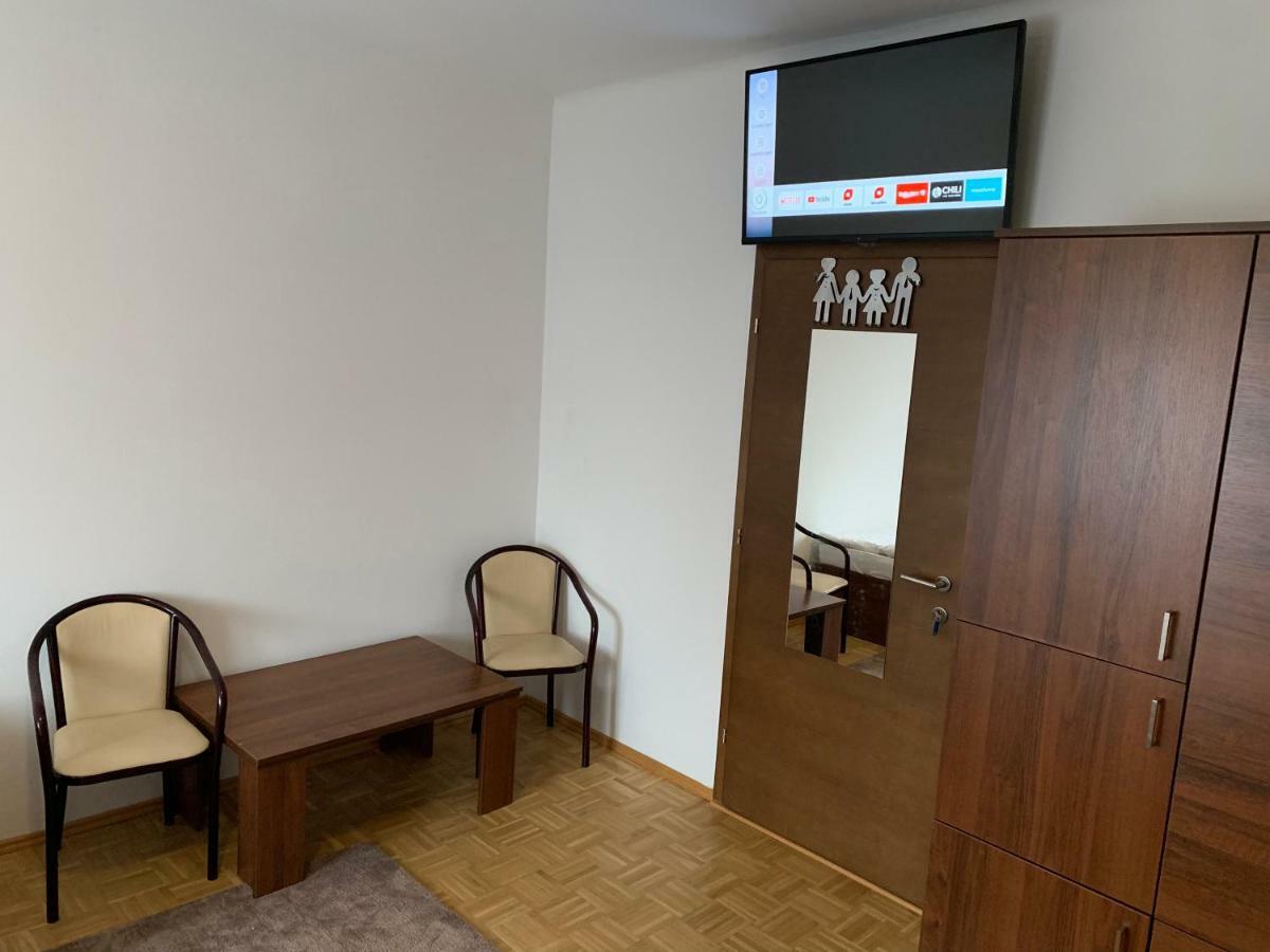 451 Rooms Graz Exterior photo